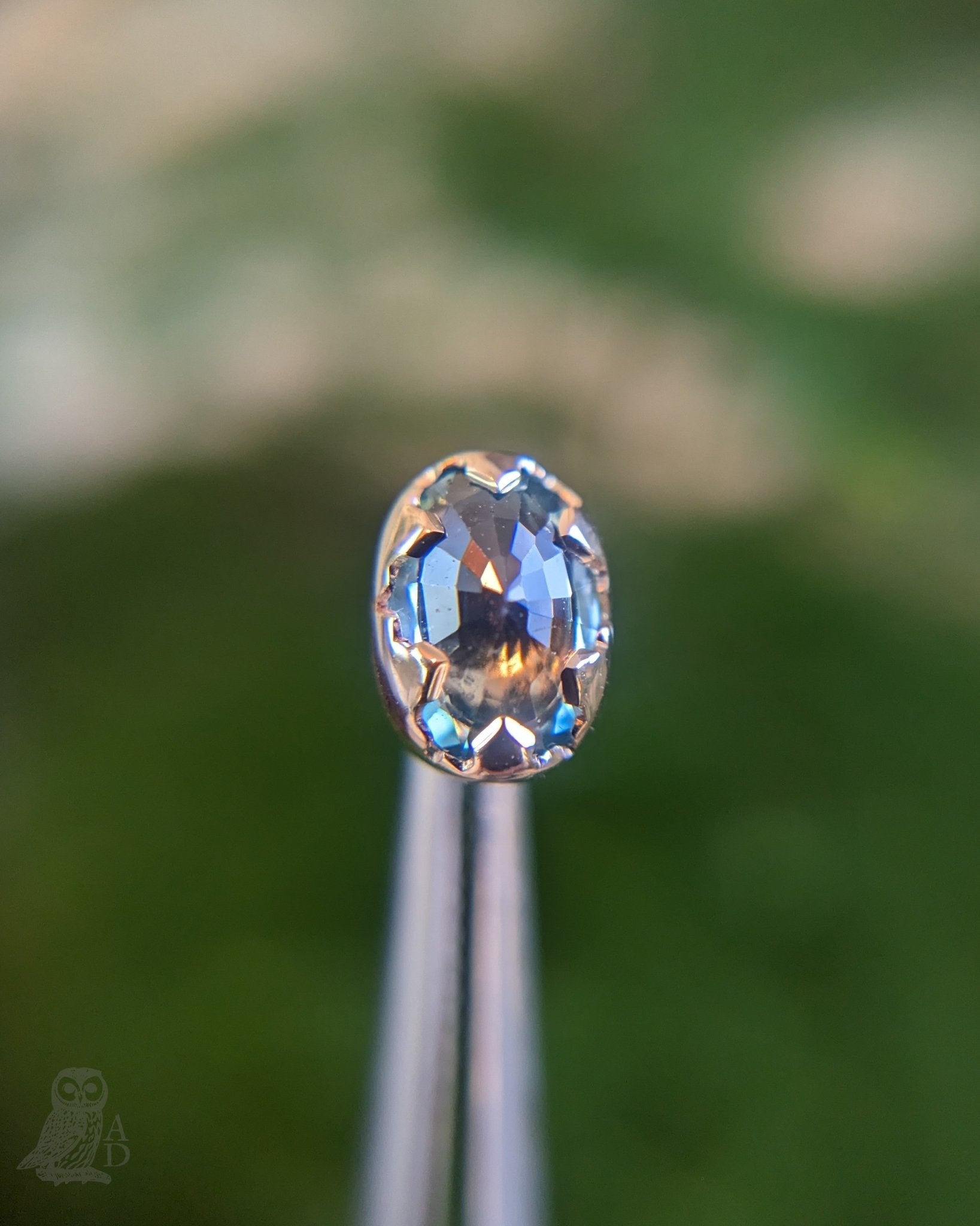Acanthus zircon end - Aurum Deorum - piercing jewellery