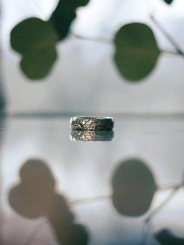 engraved band no.2 - Aurum Deorum - piercing jewellery