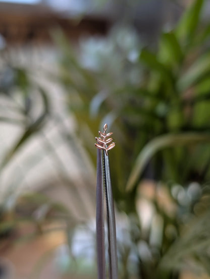Leaf No.1 Threadless End - Aurum Deorum - piercing jewellery