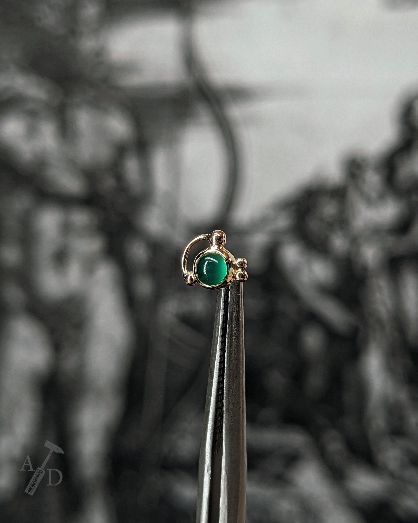 Orbit Ends no. 2 - Aurum Deorum - piercing jewellery