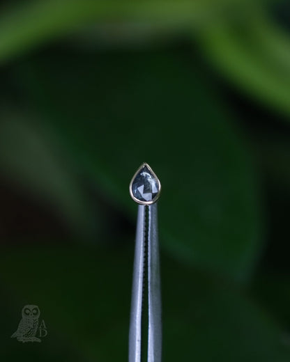 Pear Sappa Purus Threadless End - Aurum Deorum - piercing jewellery