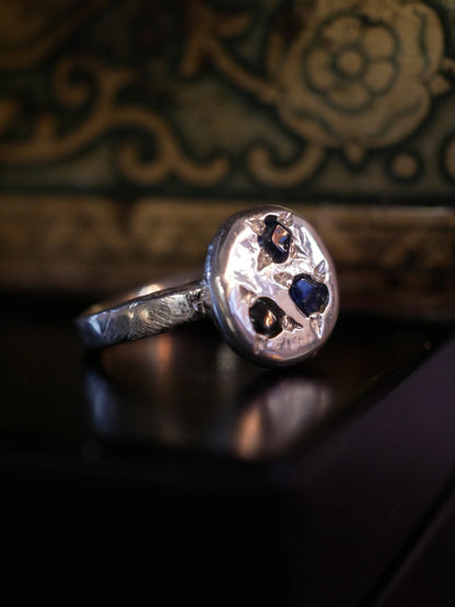 Sapphire pebble and Silver Ring in sterling silver
