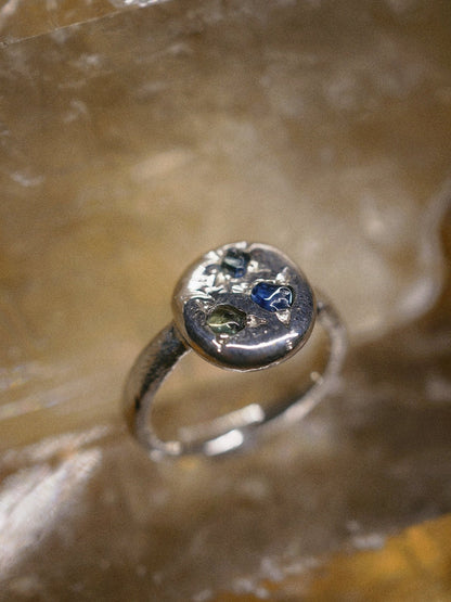 Sapphire pebble and Silver Ring in sterling silver, view 2