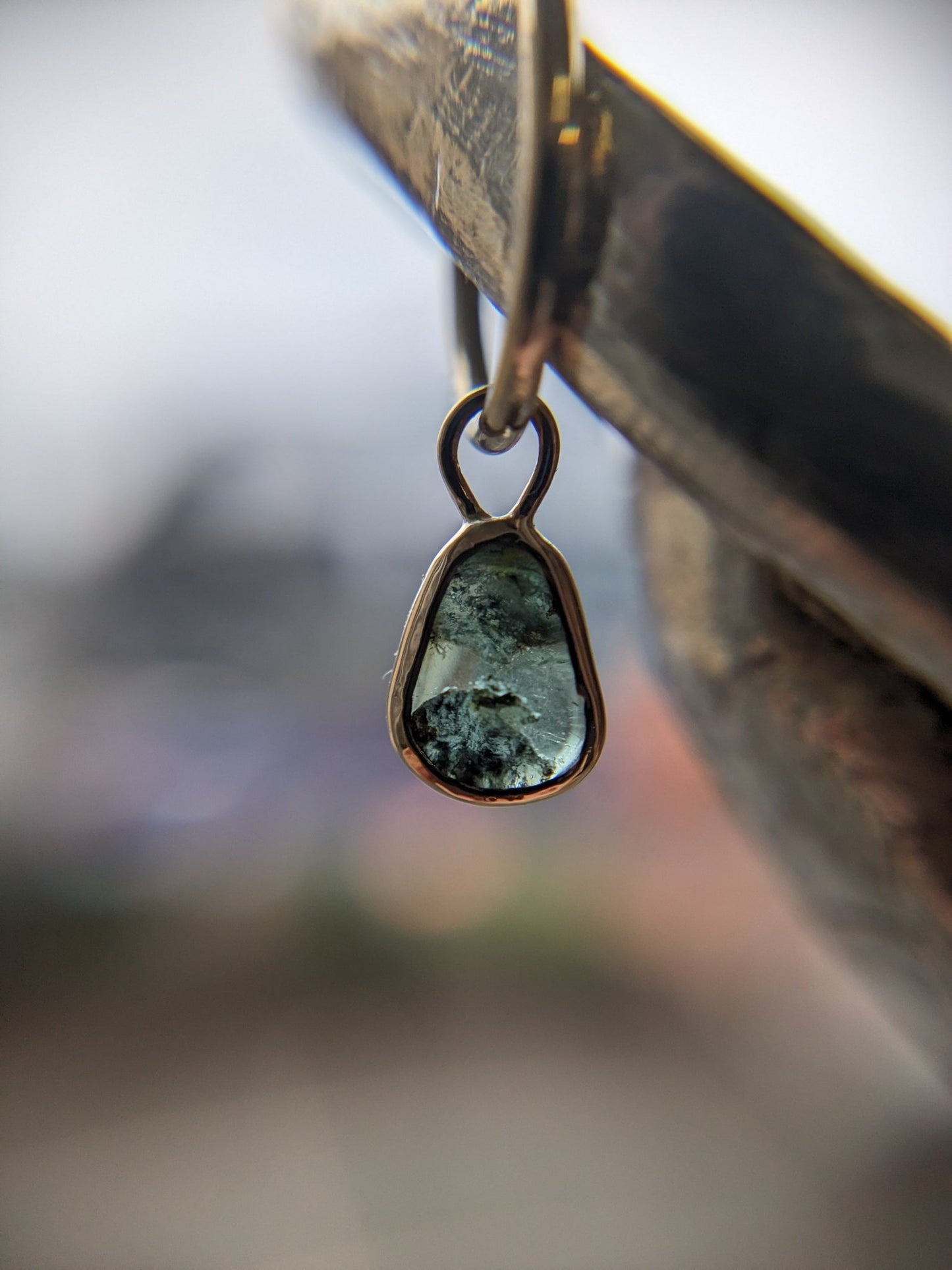 Tourmaline charm - Aurum Deorum - piercing jewellery