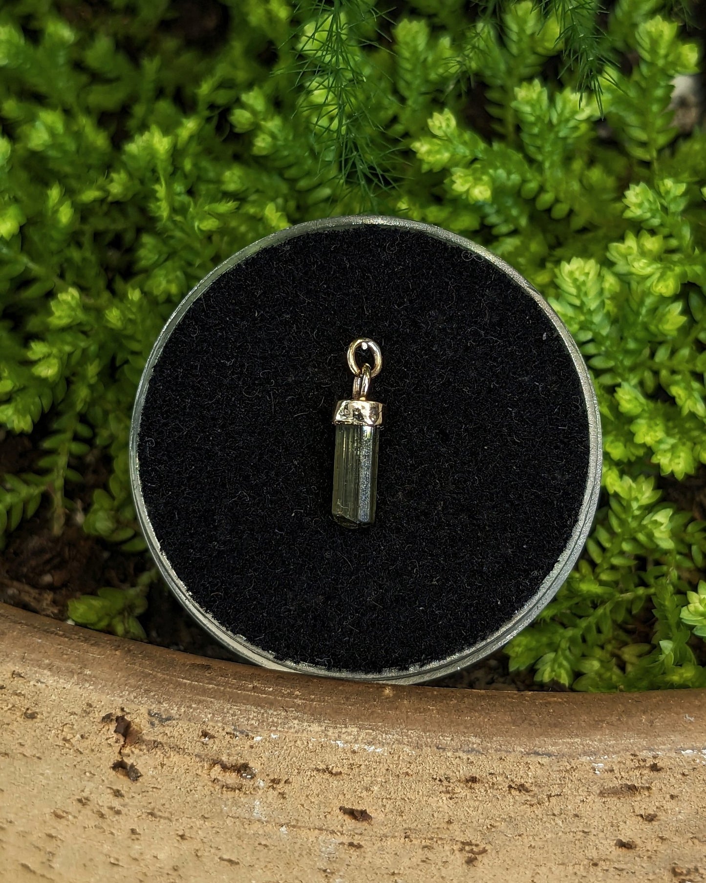 Tourmaline pillar - Aurum Deorum - piercing jewellery