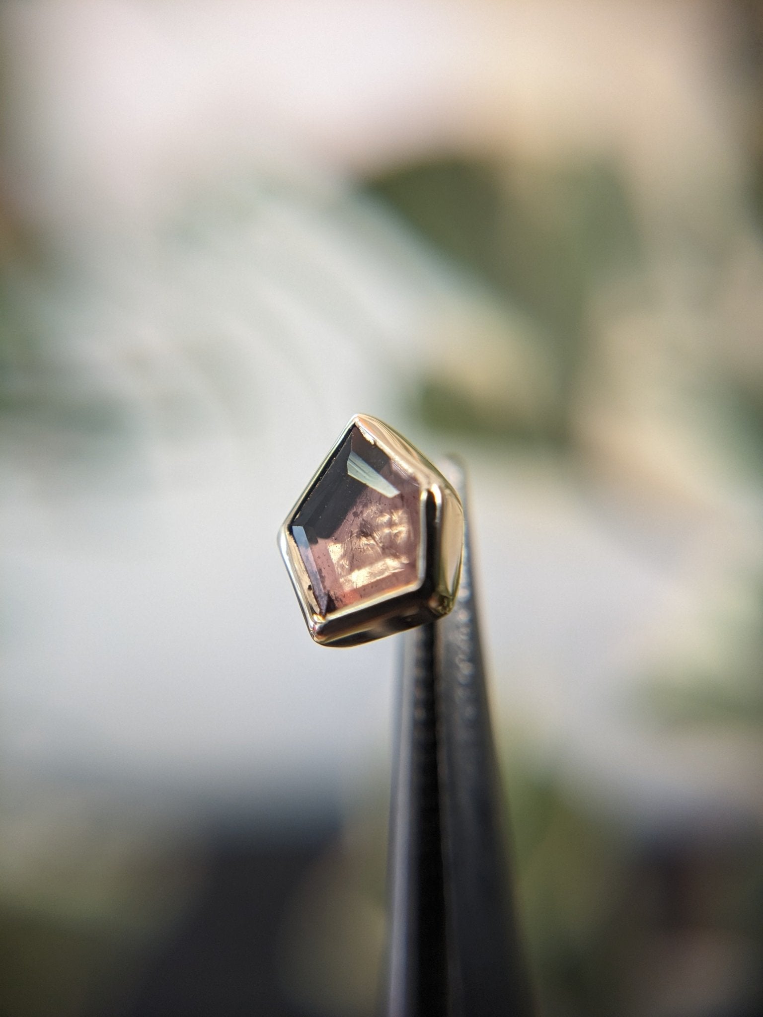 Tourmi shard no.2 - Aurum Deorum - piercing jewellery