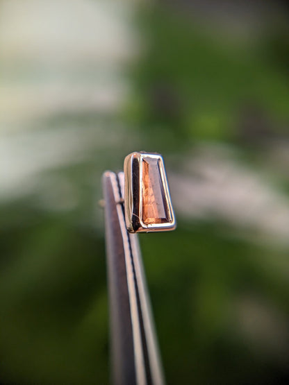Tourmi shard no.3 in 14k yellow gold with tourmaline