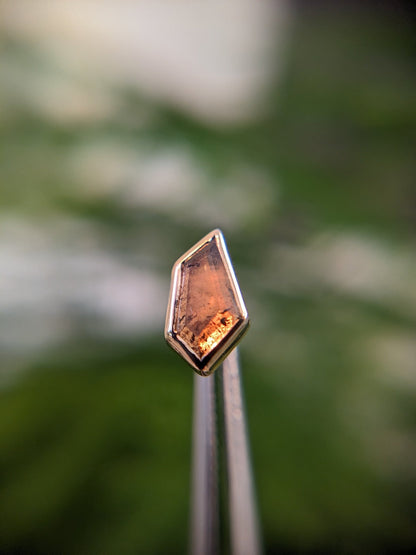 Tourmi shard no.4 in 14k yellow gold with tourmaline, view 3