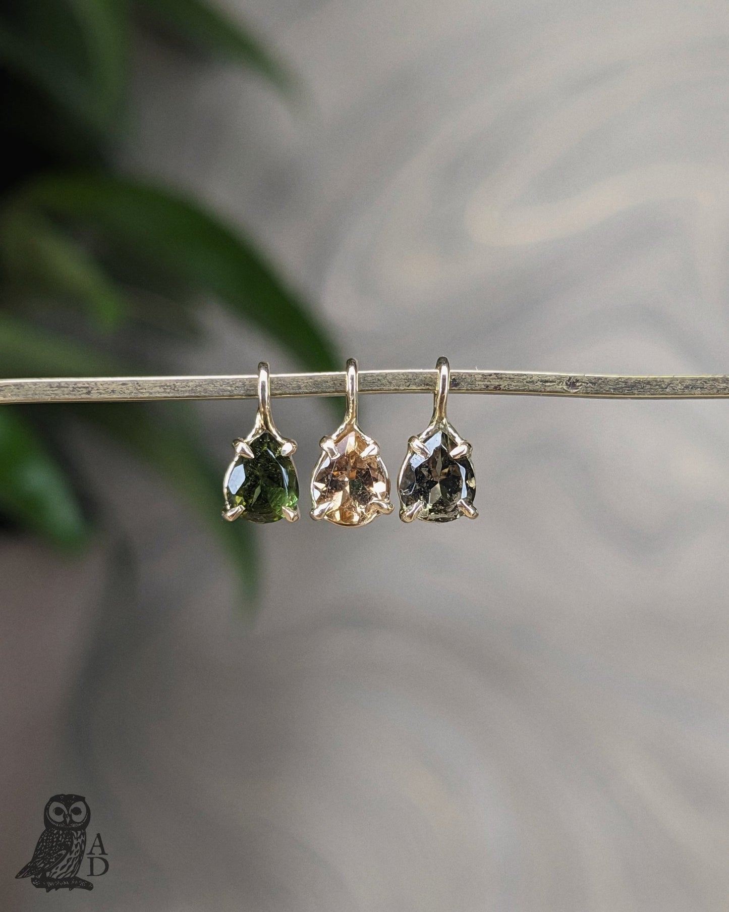 Turmali Capsus - Aurum Deorum - piercing jewellery